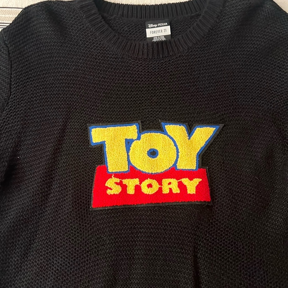 Disney forever21 Toyo story knitted sweater